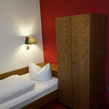 Zum Goldenen Ochsen ホテル マイカンマー